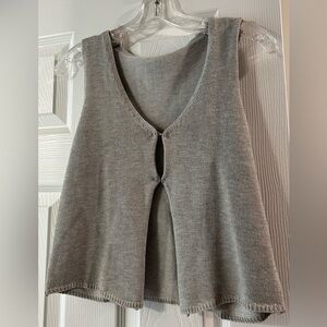 Gray Knit Sleeveless Tank with Front Cutout